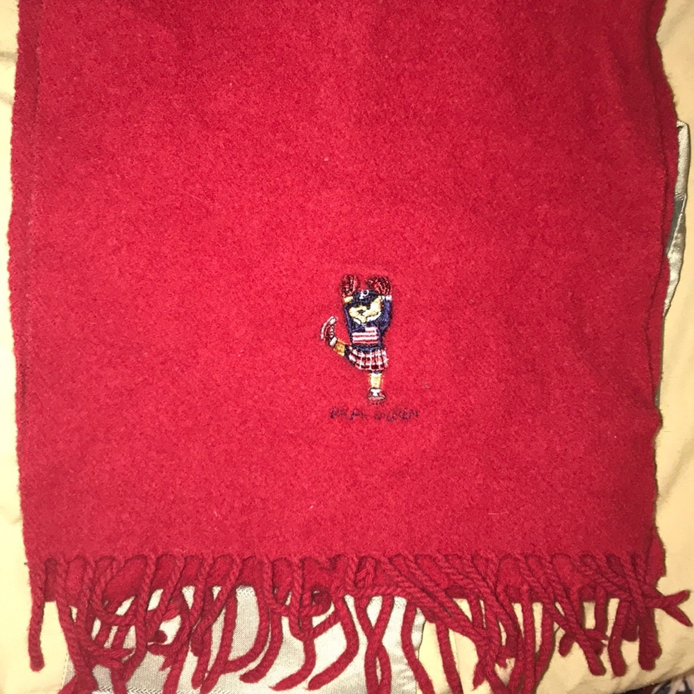 Ralph Lauren “Dancing Bear” Scarf